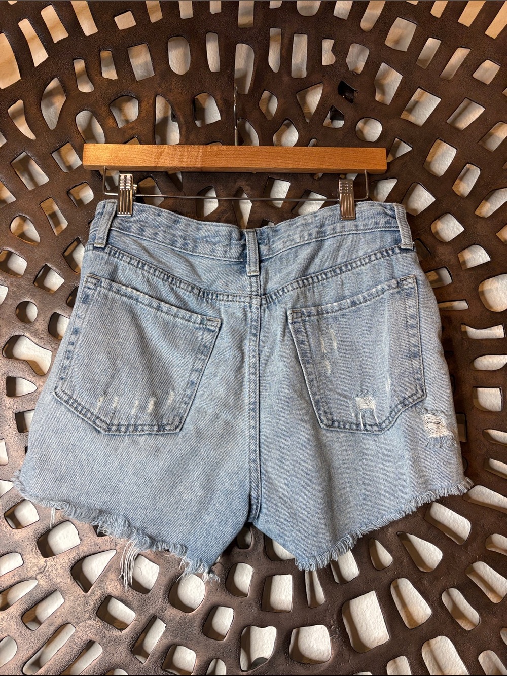 💙 JBD Light Blue Distressed Denim Shorts Women’s Large Stretch 10" Rise💙 - Picture 3 of 10